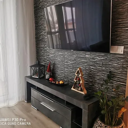 Mikulove Apartament *